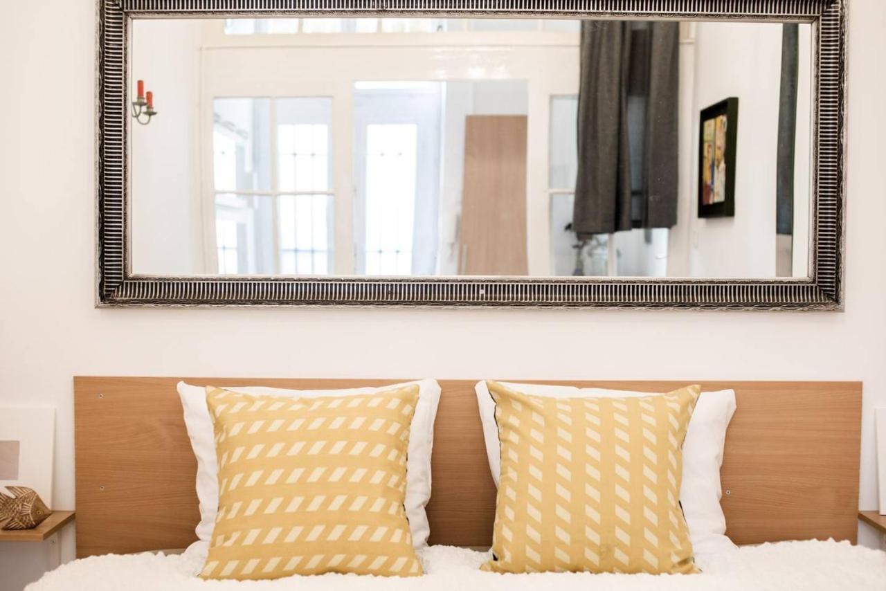 בודפשט Cosy And Central Apartment With 4 Bedrooms And A/C מראה חיצוני תמונה